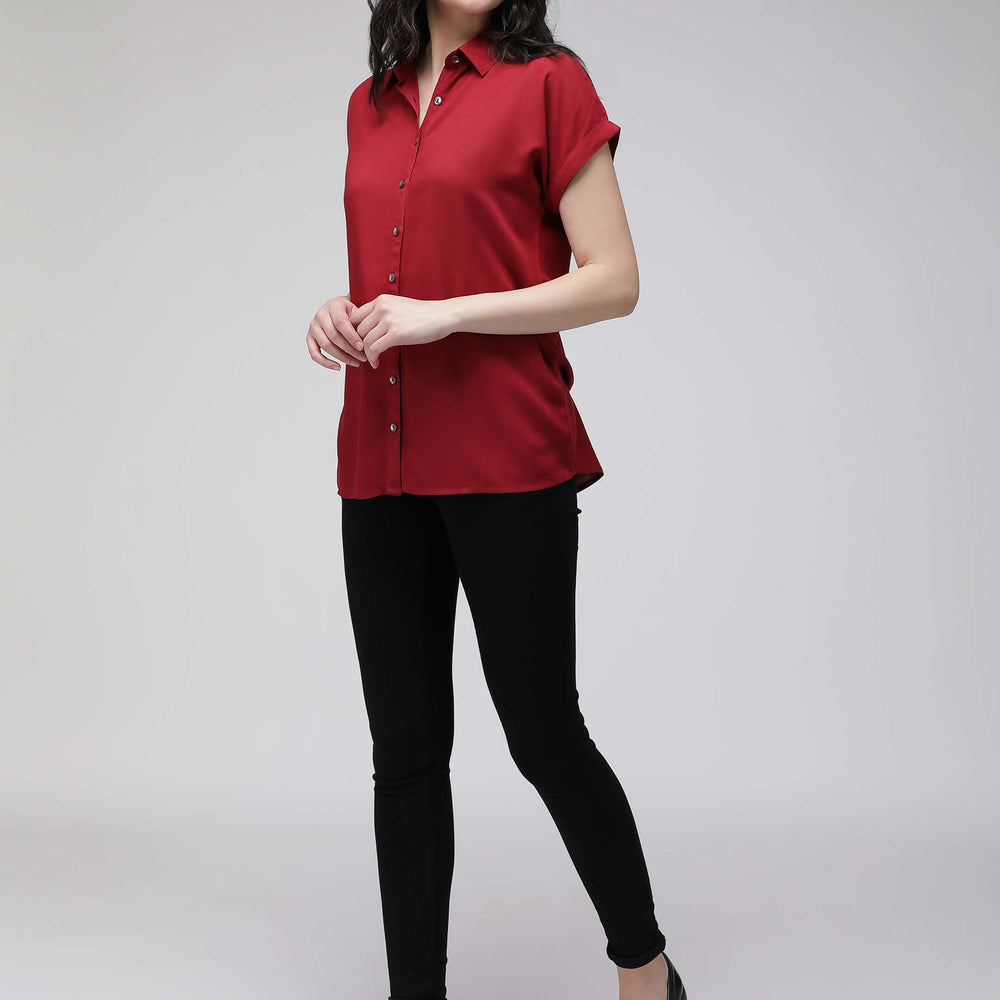 maroon shirt 
